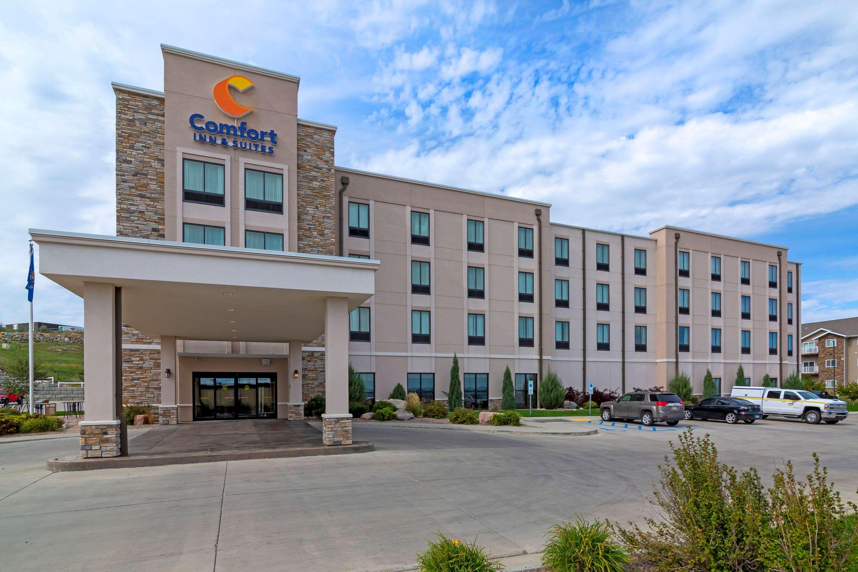 Comfort Inn & Suites Mandan - Bismarck Exterior foto